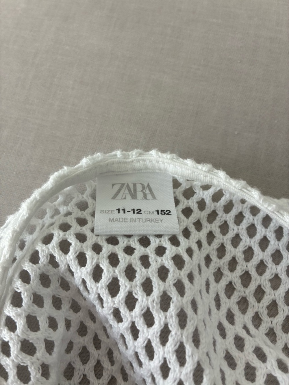 Zara Kids White Crochet Open Knit Sleeveless Top - Picture 3 of 6